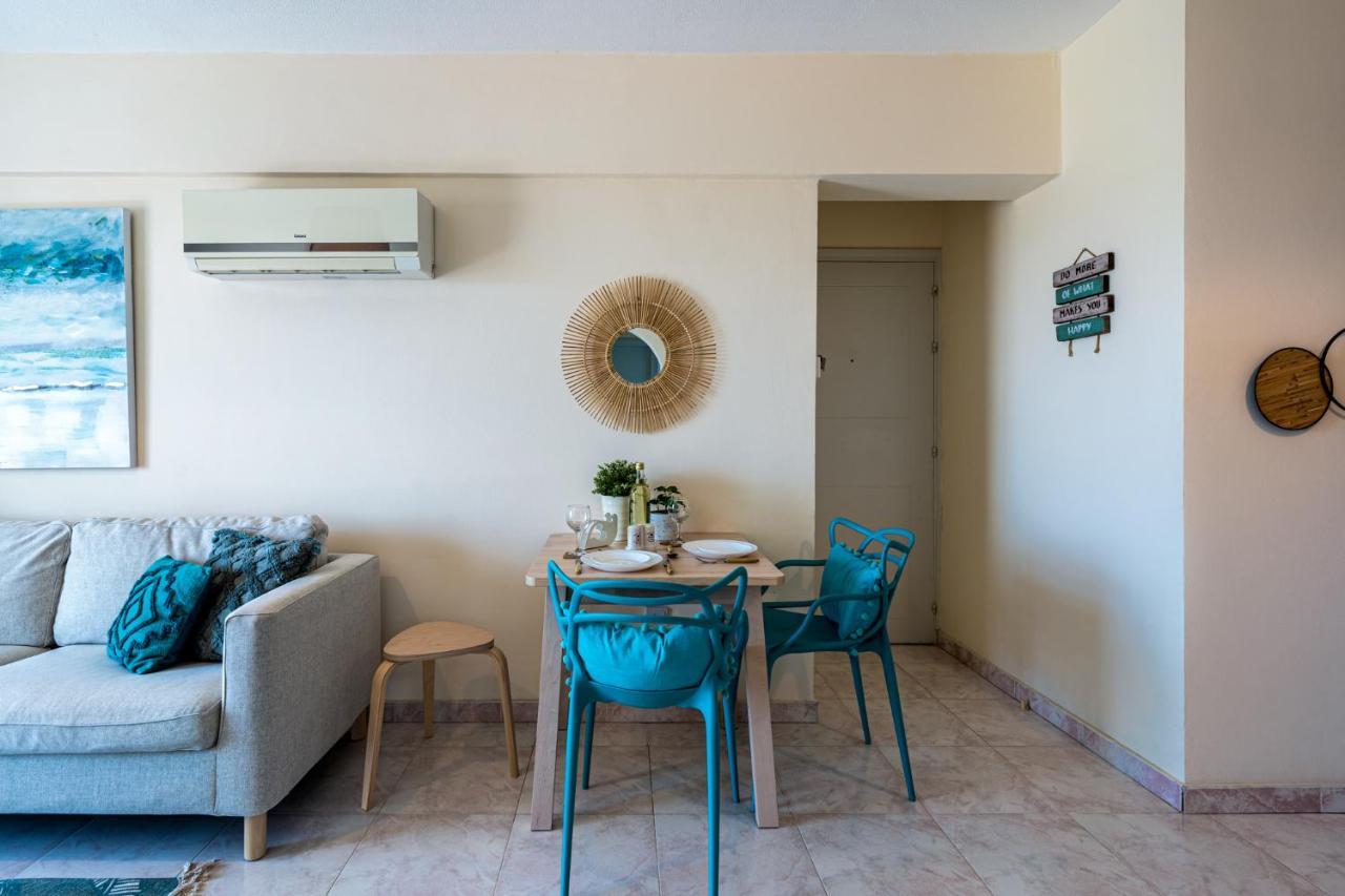 Sunny 2-Br Apartment In Mackenzie Larnaca Ngoại thất bức ảnh